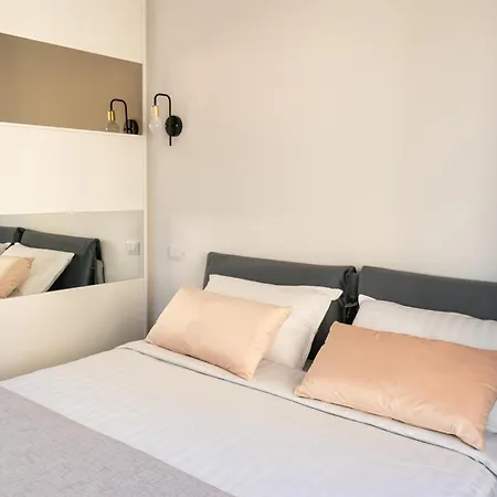 Le Del Massimo In Centrocitta Apartment