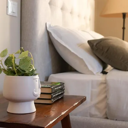 Le Del Massimo In Centrocitta Apartament