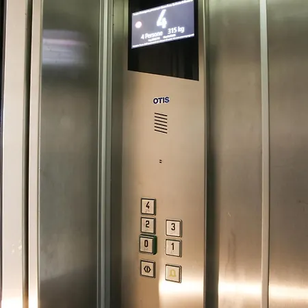 Le Del Massimo In Centrocitta * Palermo